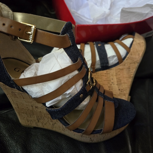 Guess CUTE brown& denim wedge heels sz7 NEW in box - Picture 2 of 10